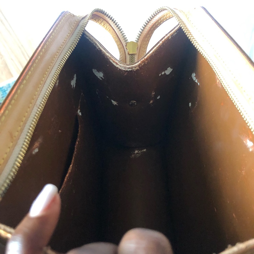 UNIQUE Louis Vuitton Forsyth GM Trapezoid Bag - Picture 9 of 16